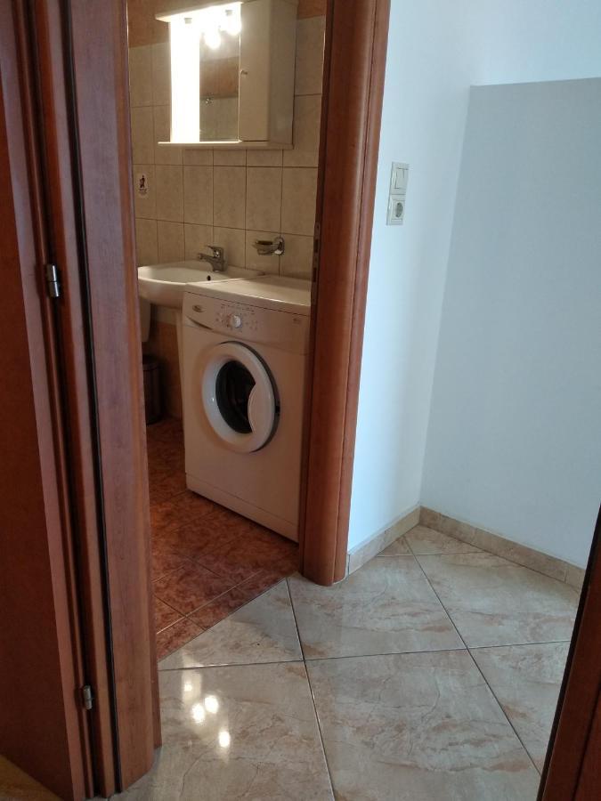 Ton Mari Apartments Palaiochora Luaran gambar