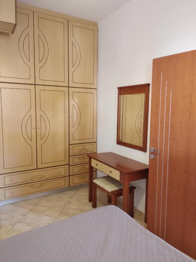 Ton Mari Apartments Palaiochora Luaran gambar