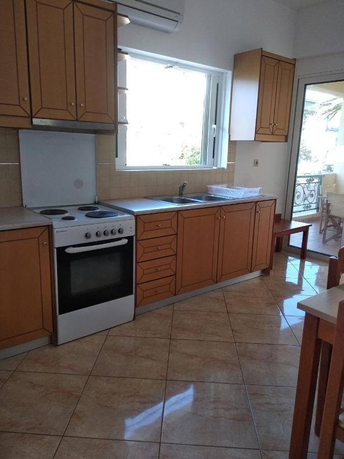 Ton Mari Apartments Palaiochora Luaran gambar