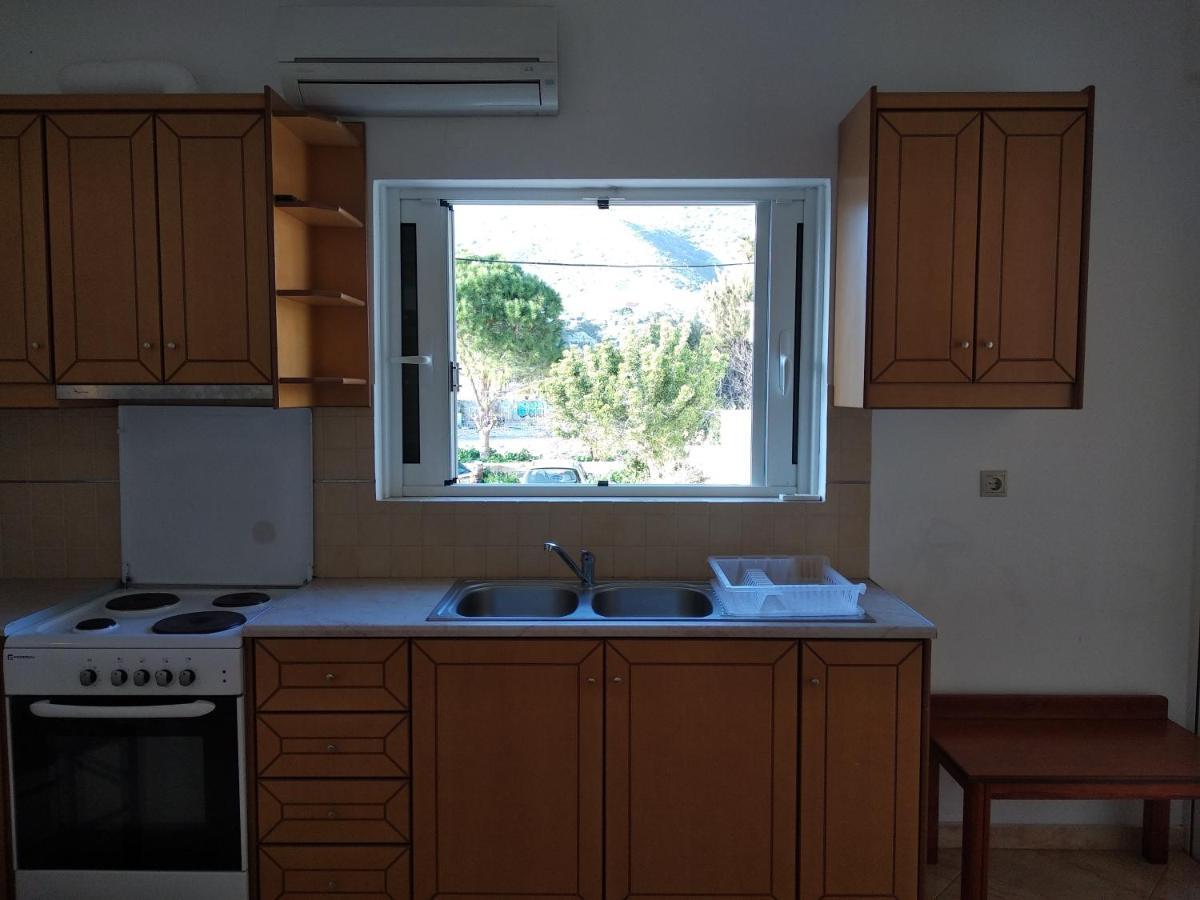 Ton Mari Apartments Palaiochora Luaran gambar